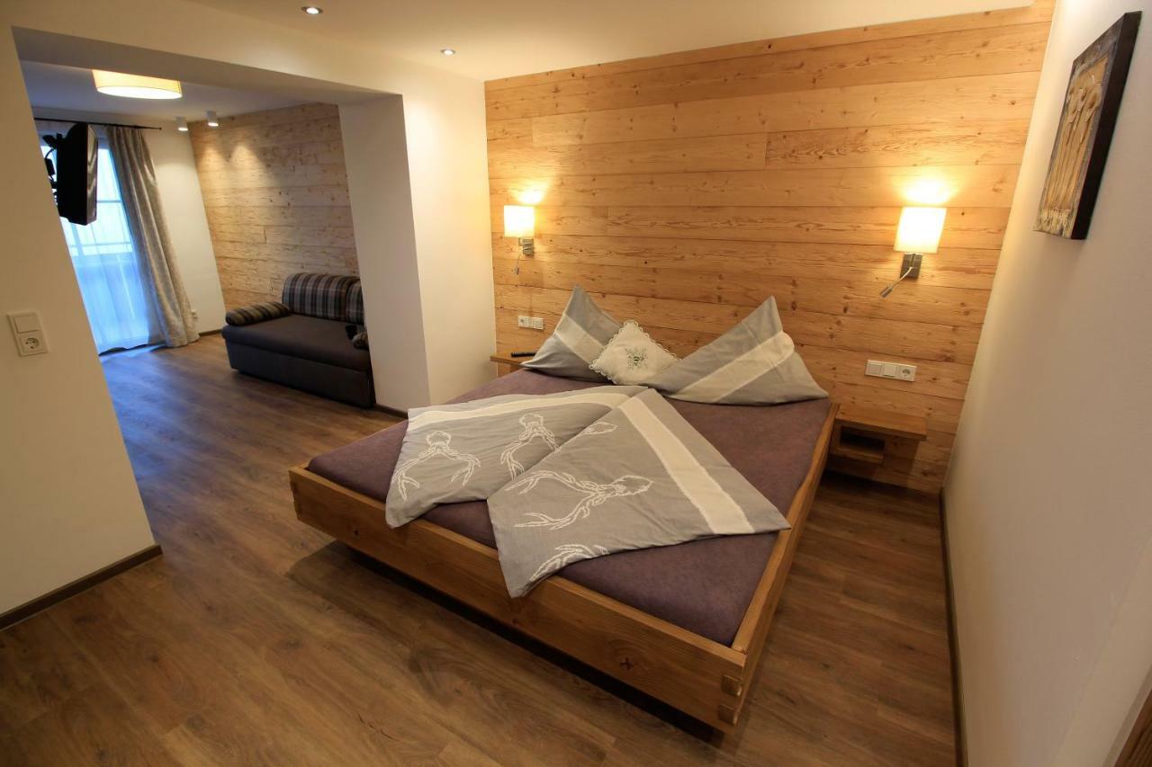 Pension Tannenhof Leogang Esterno foto